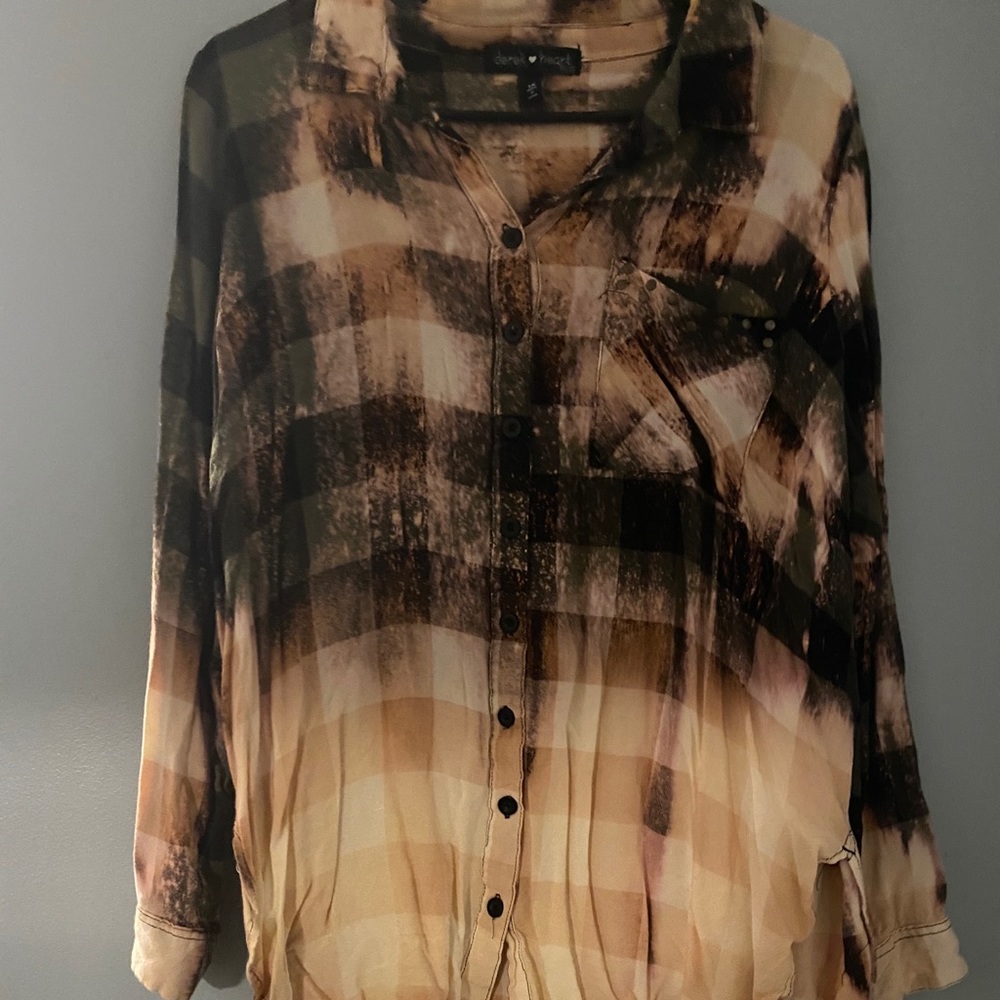 Distressed flannel- olive green